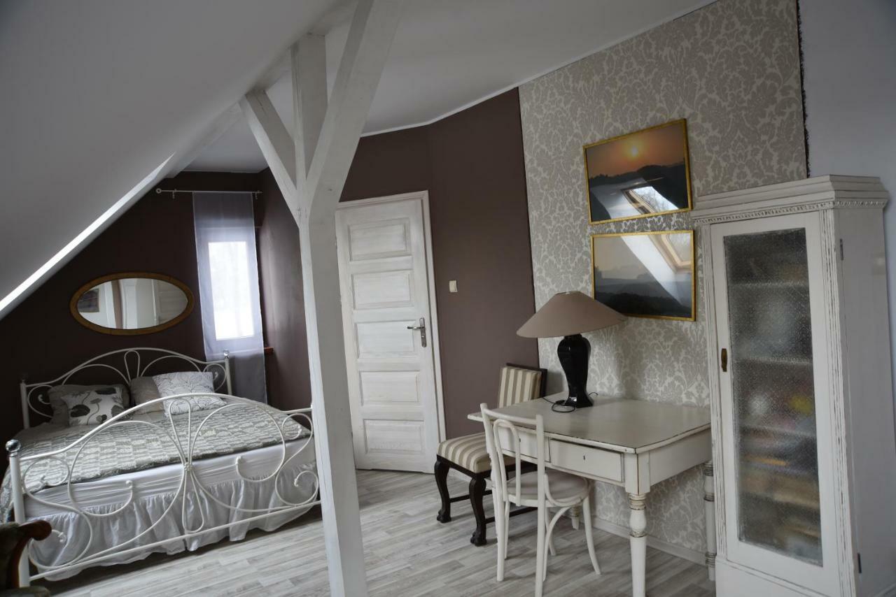 Poza Zgielkiem Villa Węgorzewo Buitenkant foto