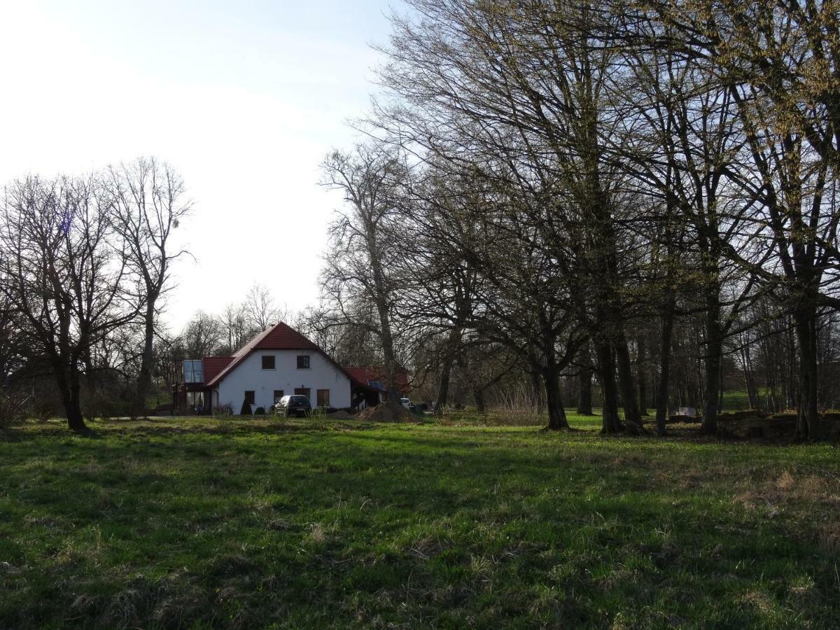 Poza Zgielkiem Villa Węgorzewo Buitenkant foto